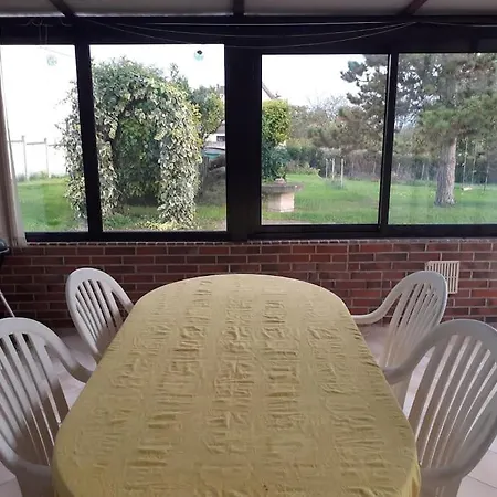 De La Traverse, 2 A 6 Personnes Allemant