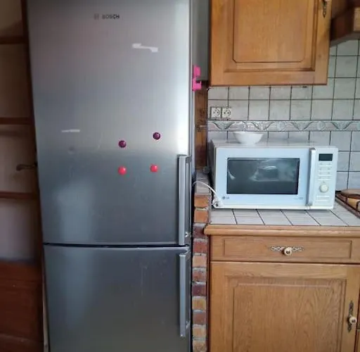 De La Traverse, 2 à 6 Personnes Casa de Férias Allemant